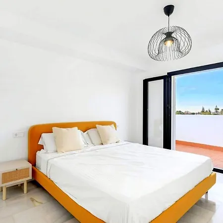 4 Bdrms Charming 3 Palms In Elviria, Sea Views! * Marbella