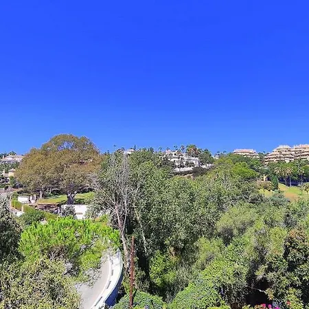 4 Bdrms Charming 3 Palms In Elviria, Sea Views!