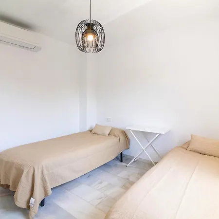 4 Bdrms Charming 3 Palms In Elviria, Sea Views! Villa Marbella